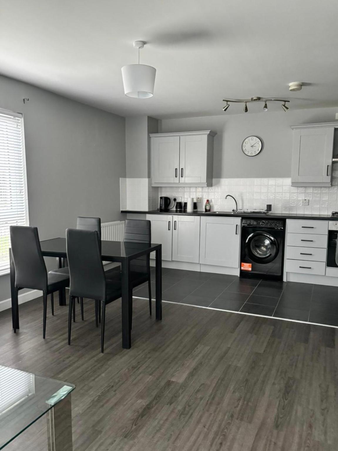 2 Bedroom Ground Floor Apartment Belfast Exteriör bild